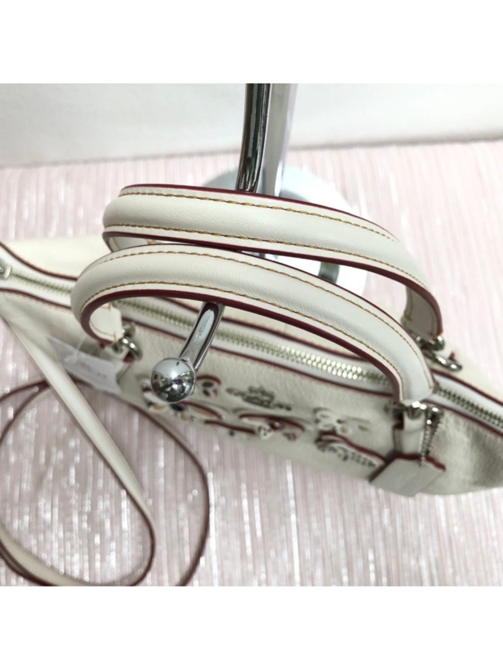 Coach SMALL KELSEY Butterflies Applique Satchel F59354 in Chalk Leather - NWT - Picture 4 of 8